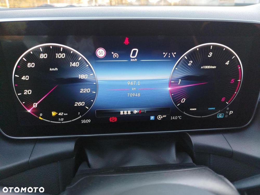 Mercedes-Benz GLC - 17