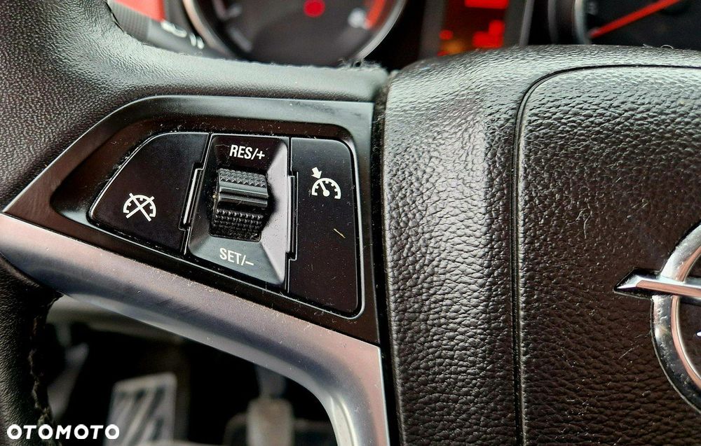 Opel Meriva 1.4 Color Edition - 14