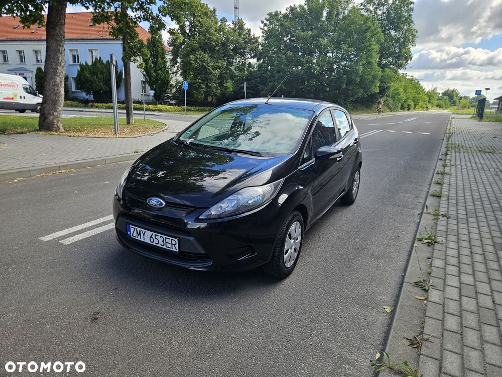 Ford Fiesta - 2