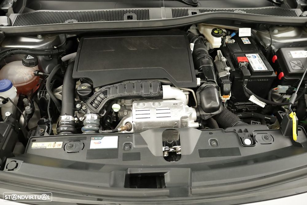 Peugeot 2008 1.2 PureTech Allure - 24