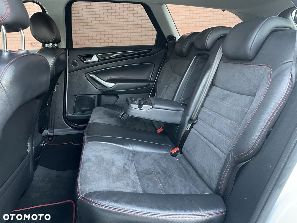 Ford Mondeo 2.0 TDCI Titanium S - 38