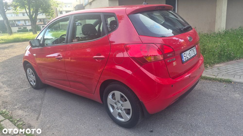 Kia Venga - 14
