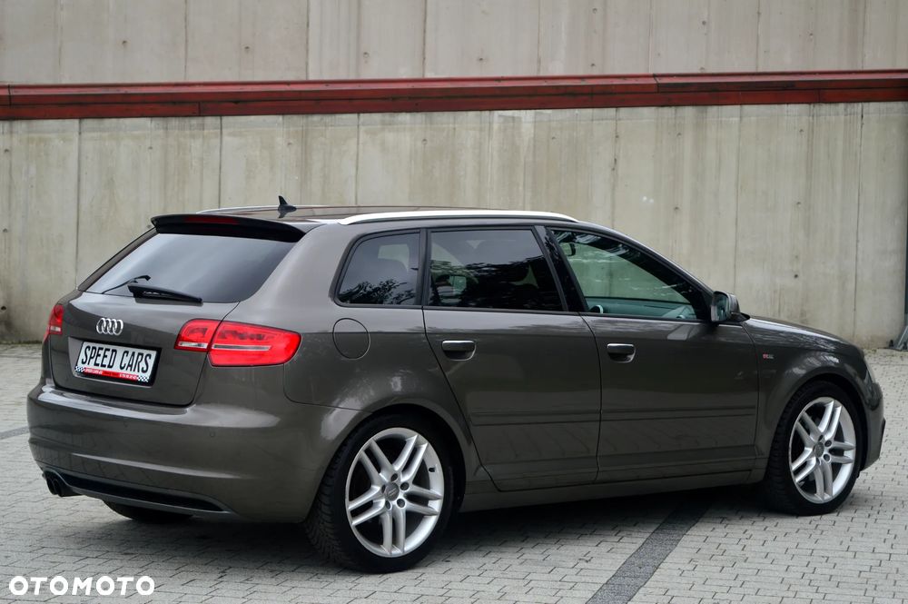 Audi A3 Sportback 2.0 TDI DPF quattro S line Sportpaket - 4