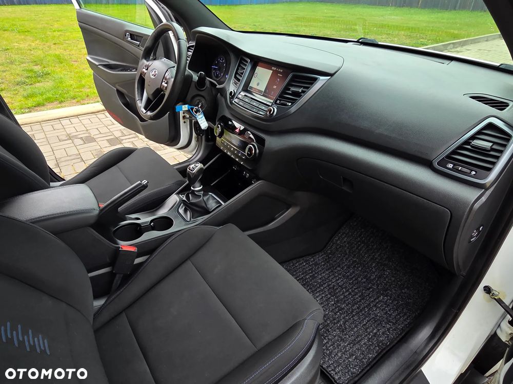 Hyundai Tucson 1.6 GDi 4WD Premium - 20