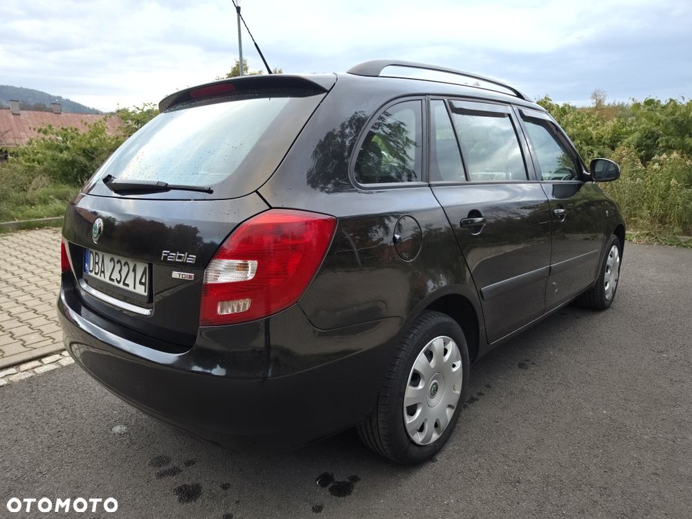Skoda Fabia - 6