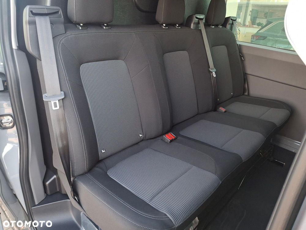 Volkswagen Transporter Furgon Plus - 27