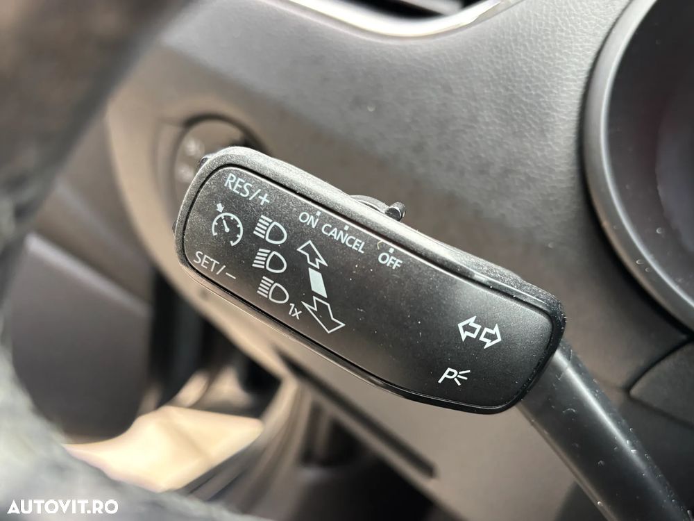 Skoda Octavia 1.6 TDI DSG Ambition - 21