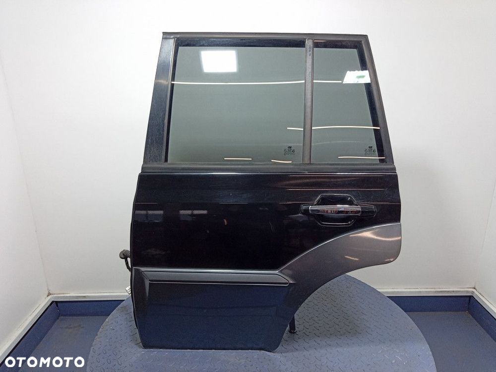 HYUNDAI TERRACAN DRZWI TYŁ LEWE  EB - 1