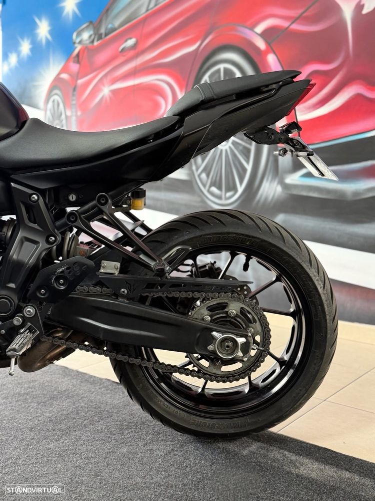 Yamaha MT-07 35kW - 14