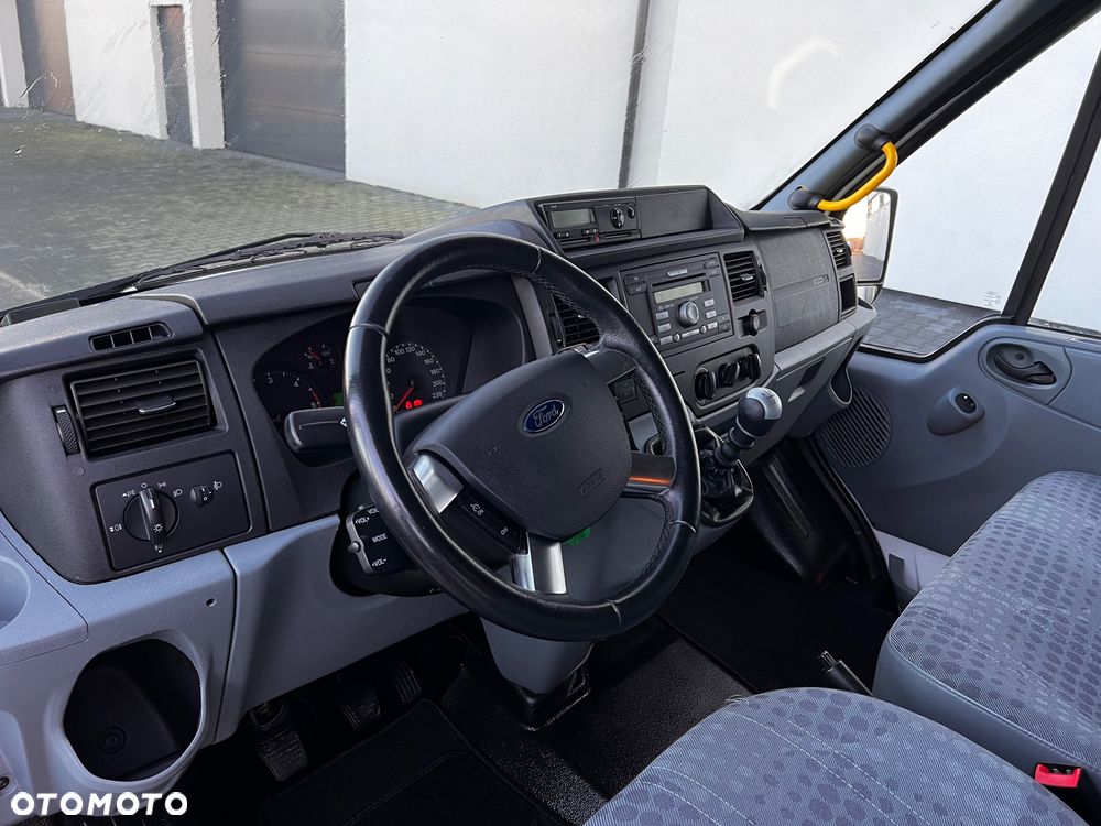 Ford Transit Autobus 17 osobowy - 15