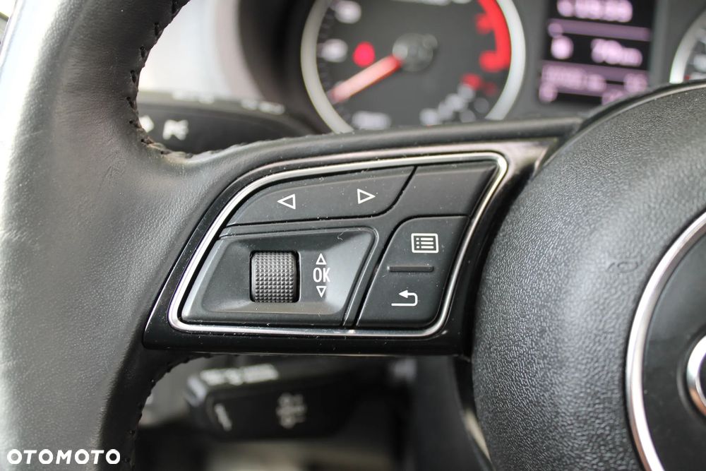 Audi A3 Limousine 30 TFSI S tronic - 30