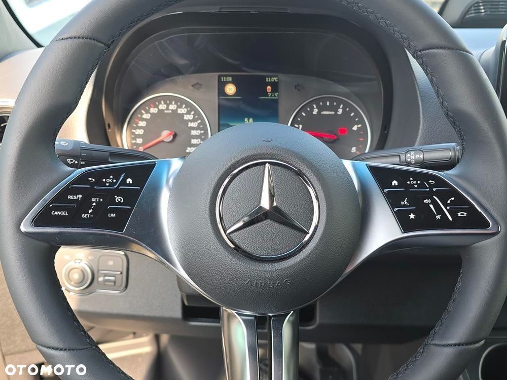 Mercedes-Benz Sprinter 317 CDI Long SELECT - 12