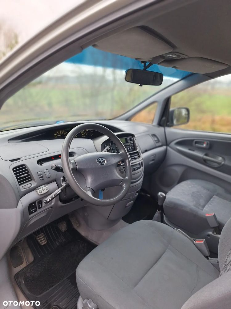 Toyota Previa 2.0 D-4D Linea Terra - 5
