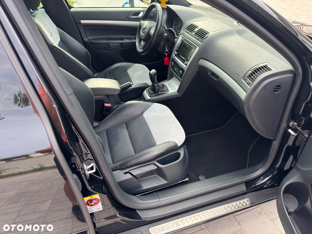 Skoda Octavia 2.0 TDI DPF RS - 13