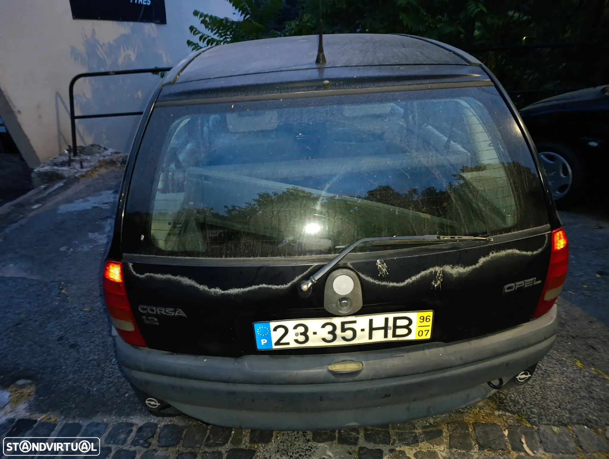 Opel Corsa 1.2 CDX - 3