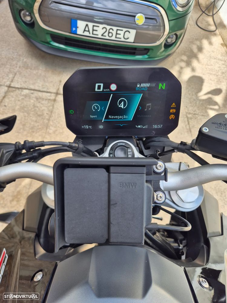 BMW F 900 R BMW QuickShifter Pro, Dynamic ESA - 21