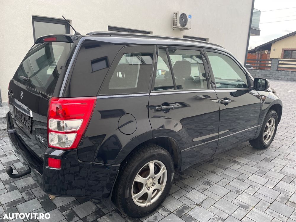 Suzuki Grand Vitara 1.9 DDiS Comfort DPF - 5