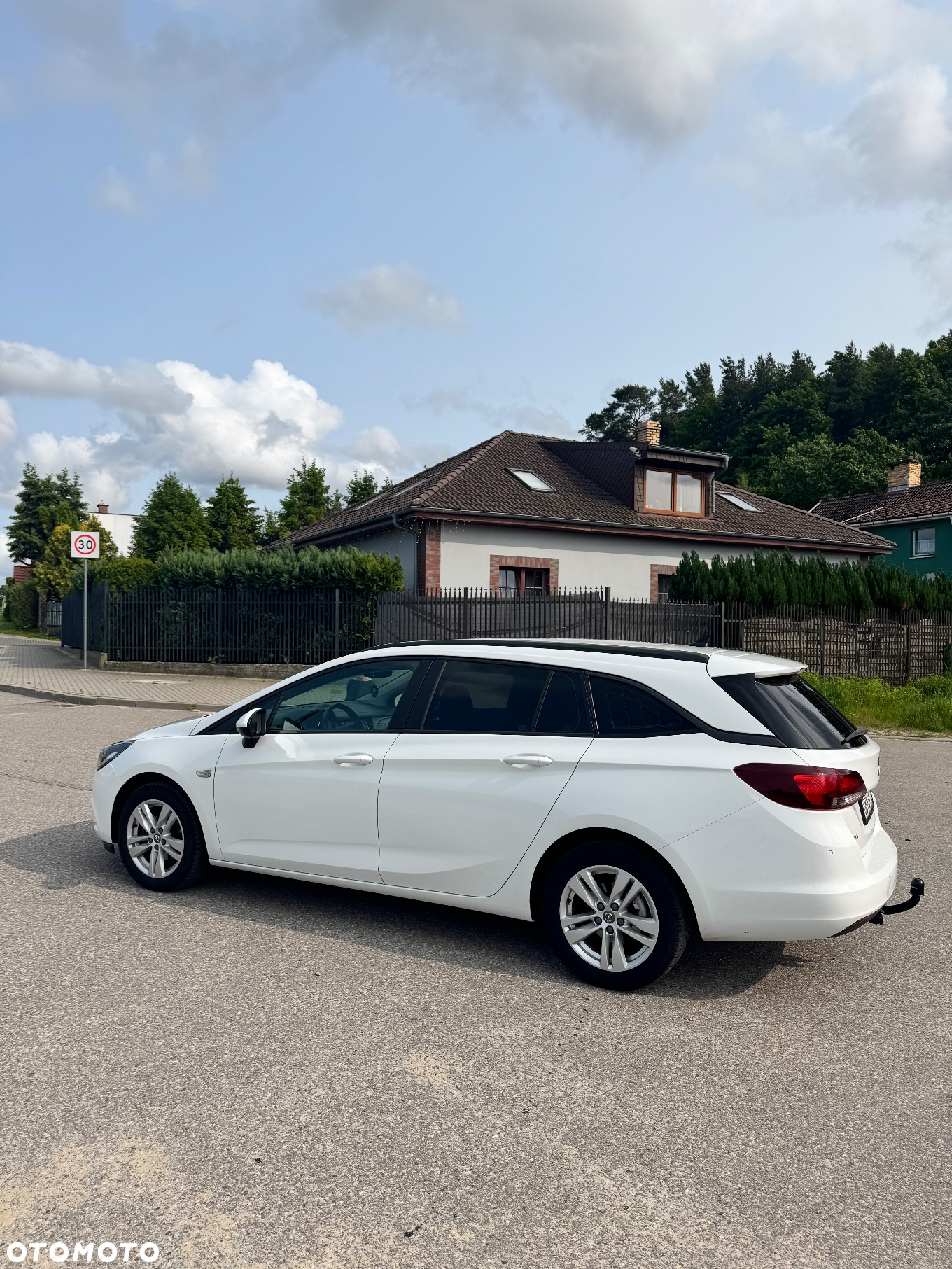 Opel Astra V 1.6 CDTI Dynamic - 4