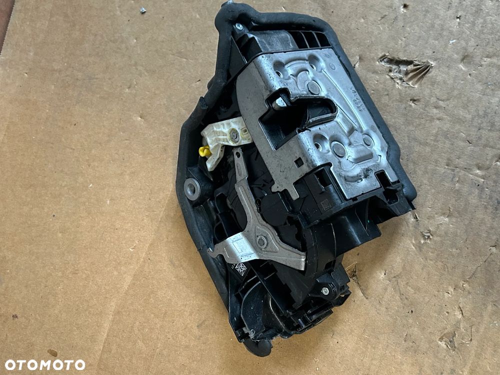BMW X5 F15 X6 F16 ZAMEK DRZWI PRAWY TYŁ 7362786 - 2