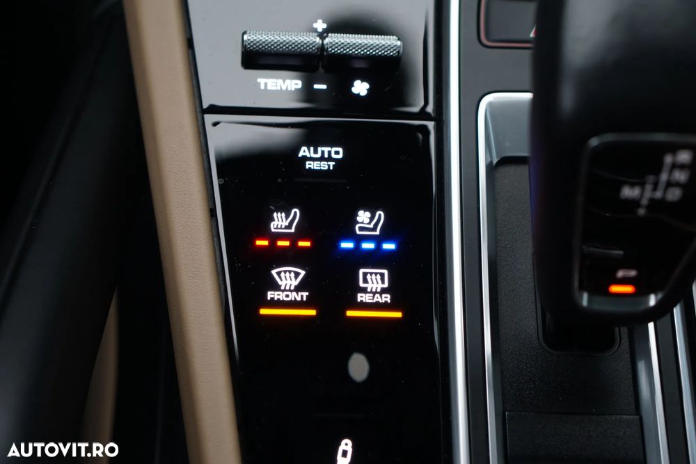 Porsche Cayenne Coupe S - 20