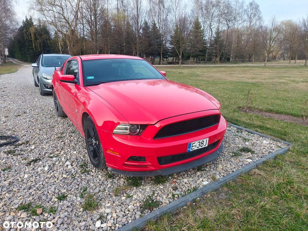Ford Mustang 3.7 V6 - 1