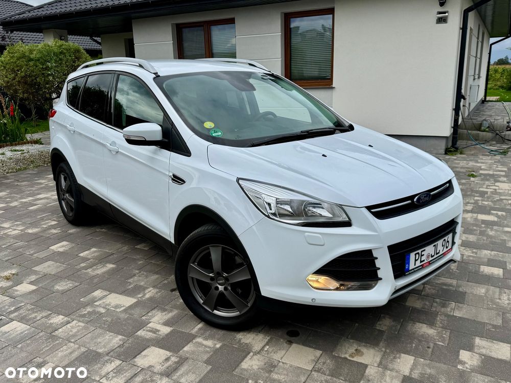 Ford Kuga - 1