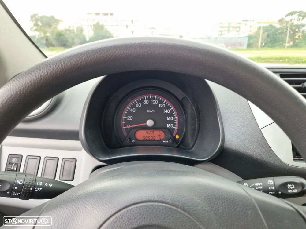 Suzuki Alto 1.0 GA - 9