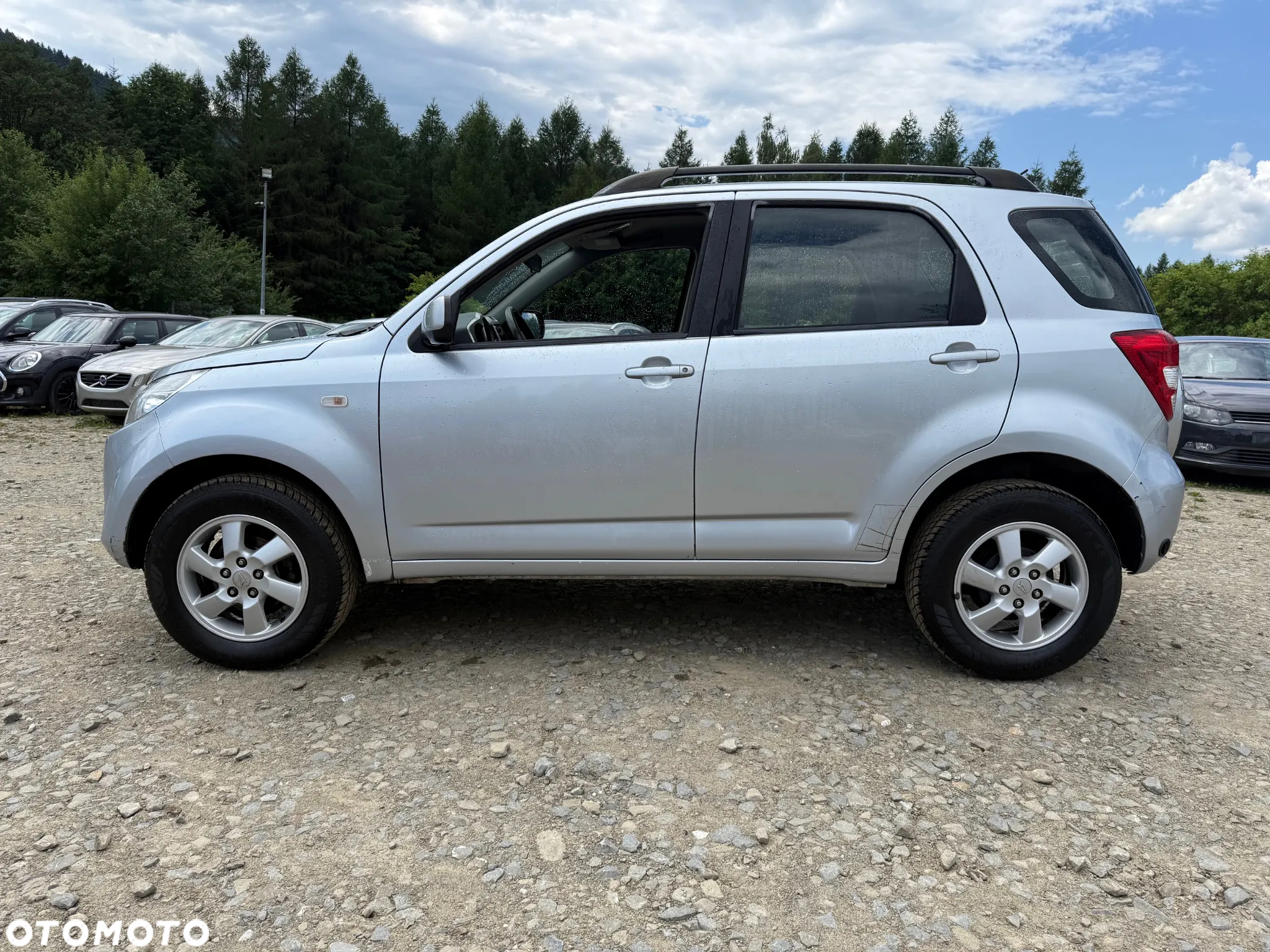 Daihatsu Terios - 4