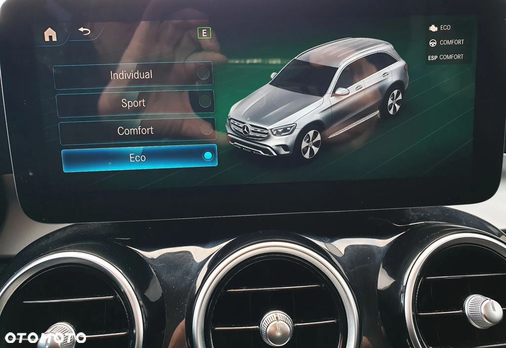 Mercedes-Benz GLC 200 d 4-Matic Business Edition - 26