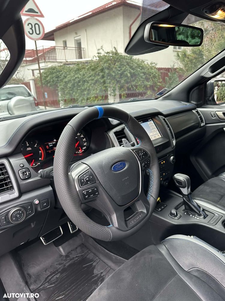 Ford Raptor - 18