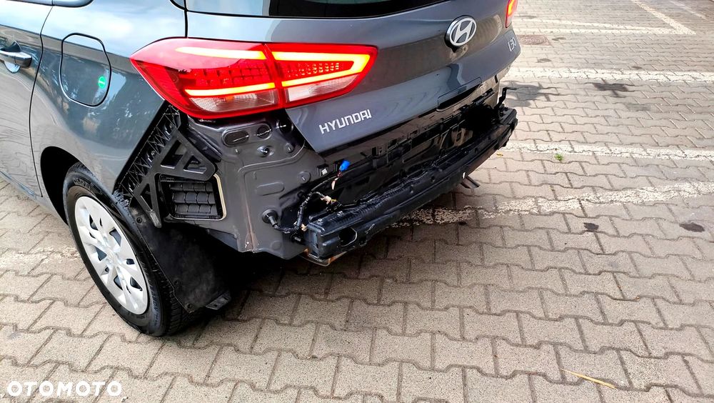 Hyundai i30 - 27