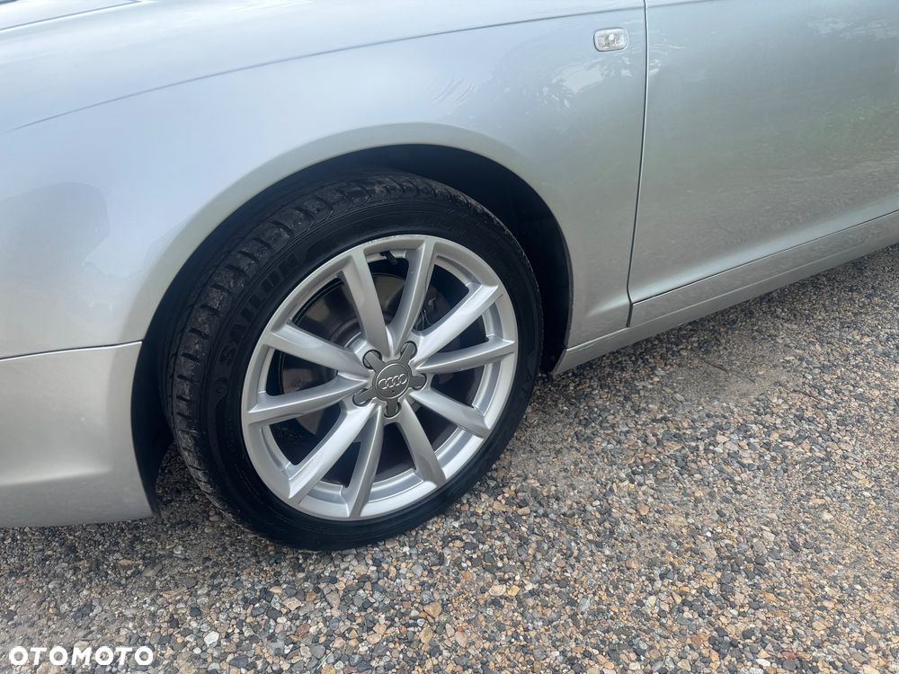 Audi A6 Limousine 2.4 - 12