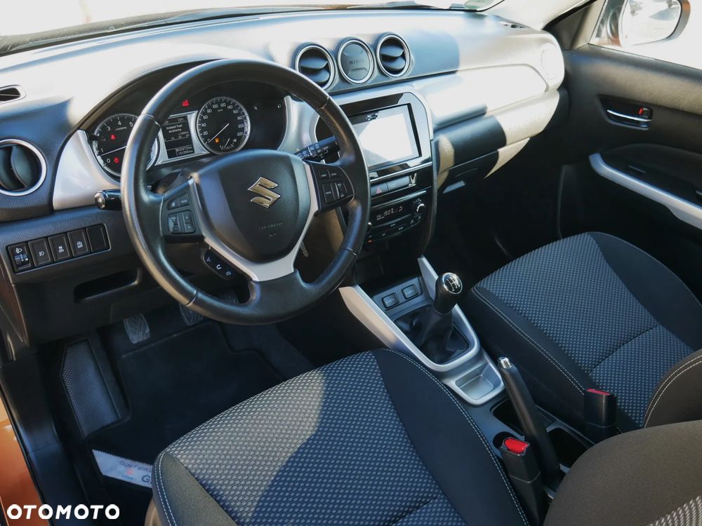 Suzuki Vitara 1.6 Elegance 2WD - 22