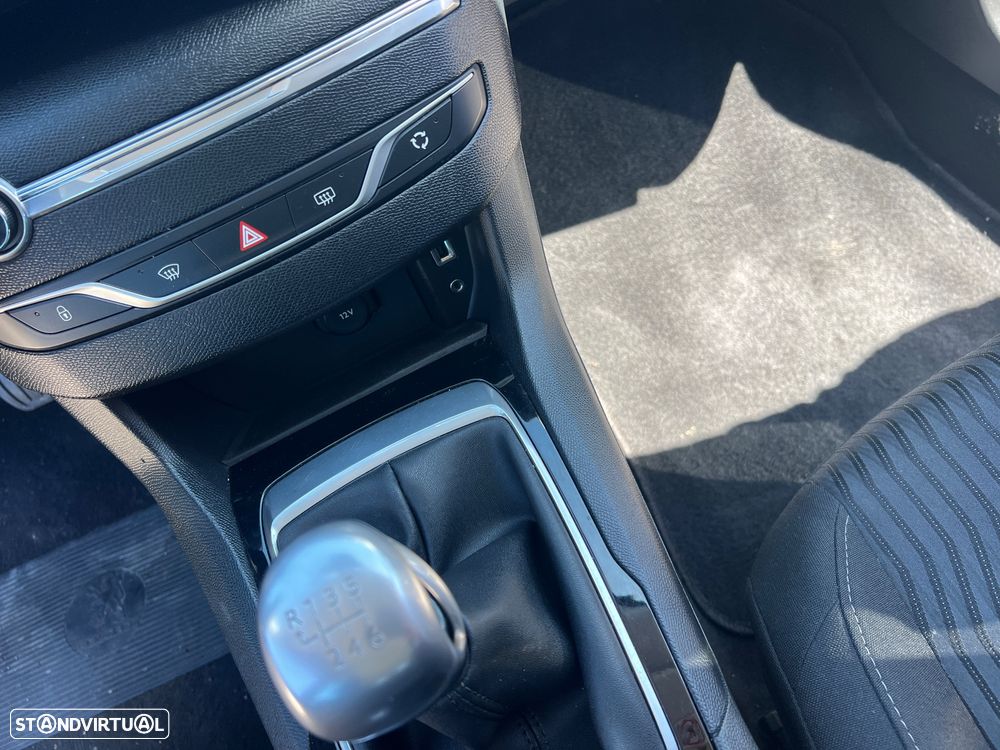 Peugeot 308 SW BlueHDi 120 Stop & Start Style - 7