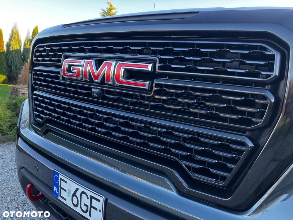 GMC Sierra - 19