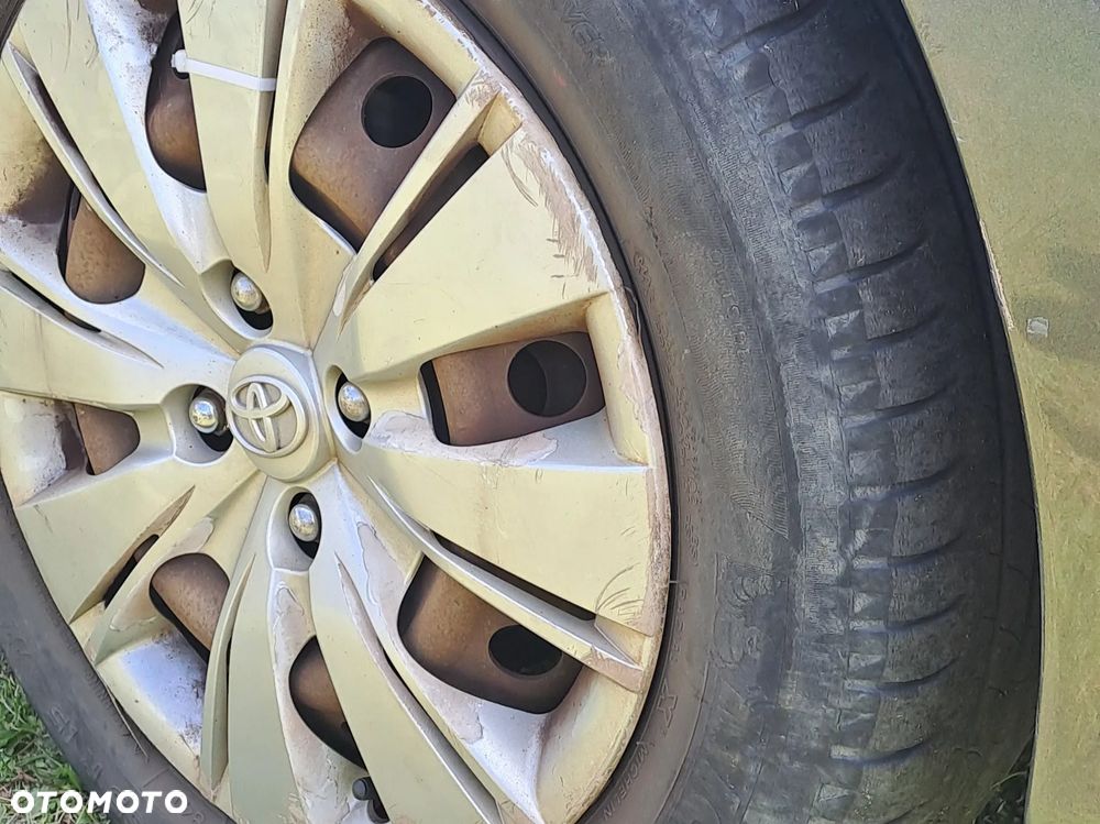 Toyota Yaris 1.0 Luna - 37