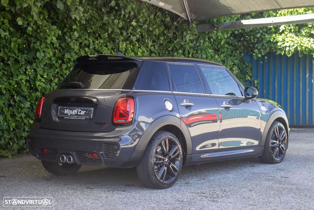 MINI 5 Portas Cooper SD Auto Desportiva - 9
