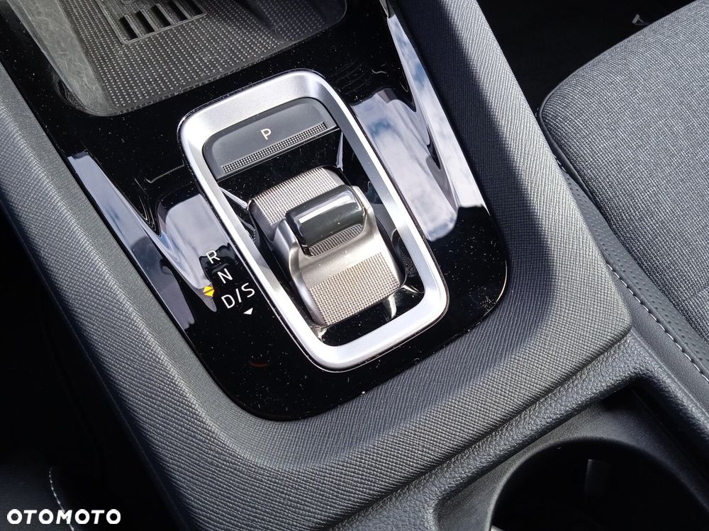 Skoda Octavia 2.0 TDI Sportline DSG - 39