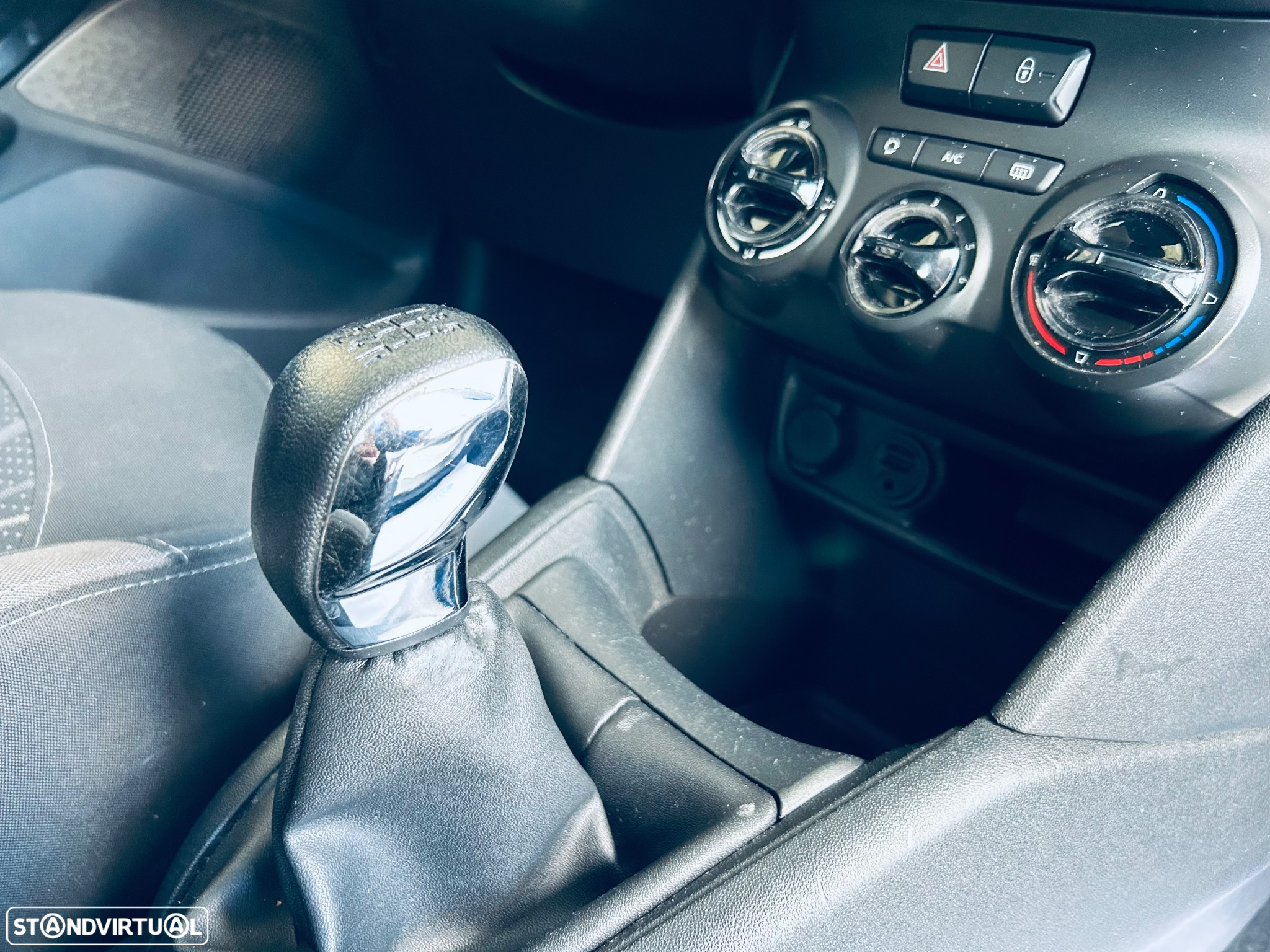 Peugeot 208 1.4 HDi Active - 26