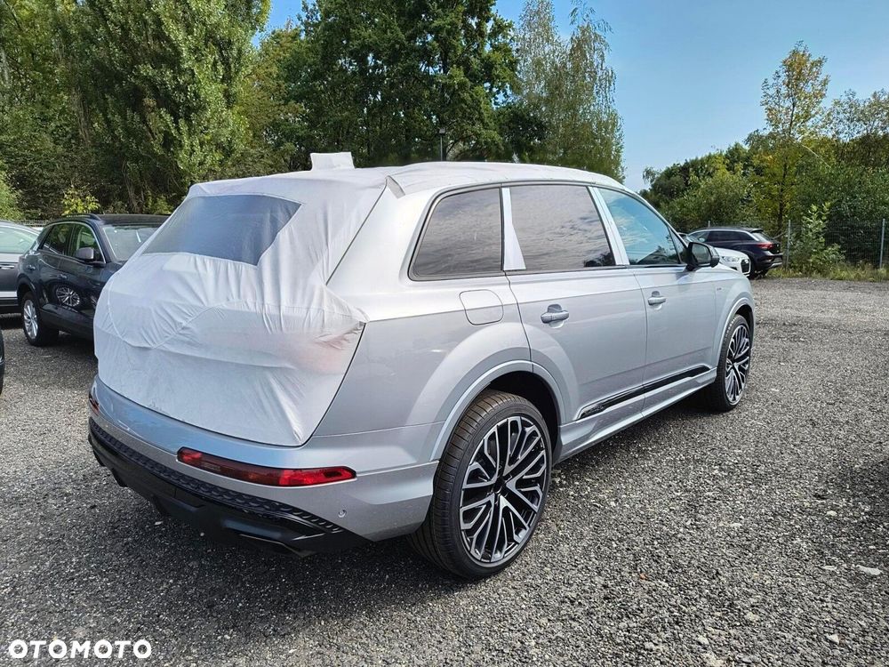 Audi Q7 - 4