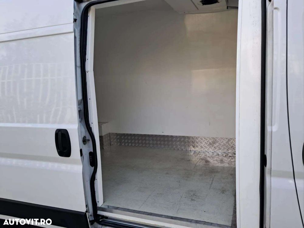 Peugeot Boxer 2.2 HDI 140 CP L4H3 Frigorific - 11