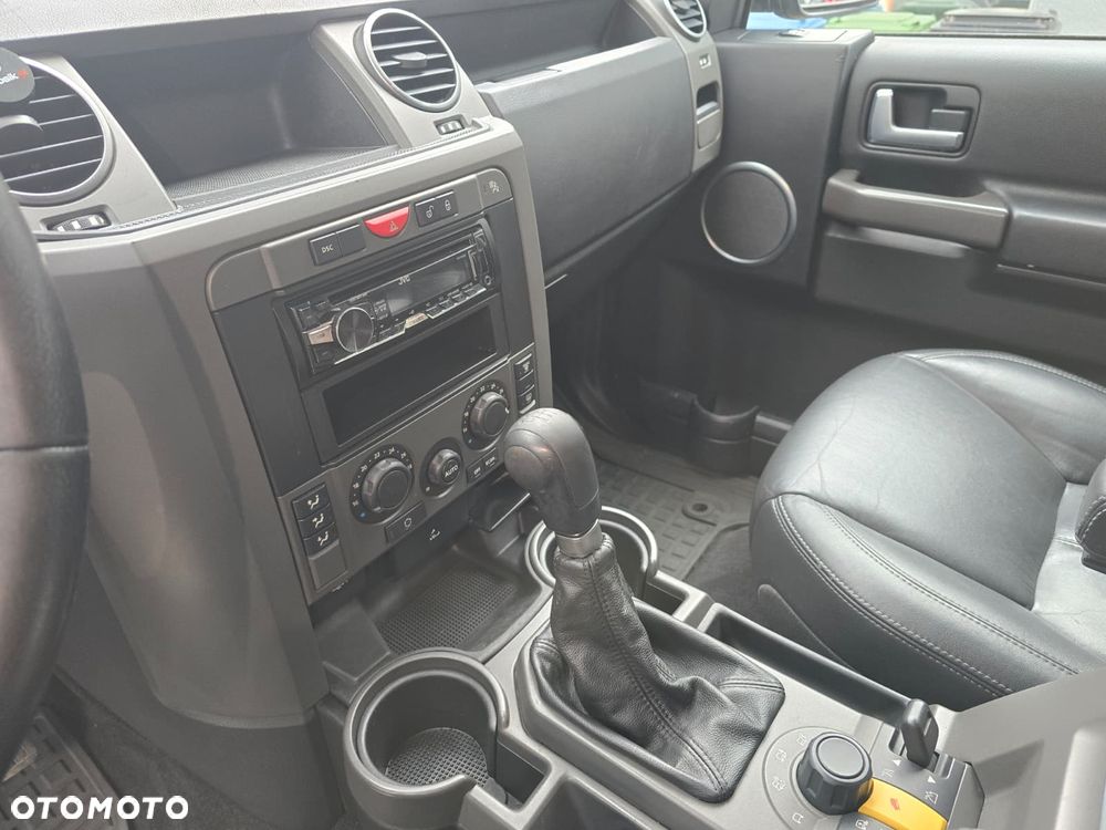 Land Rover Discovery 2.7D V6 S - 11