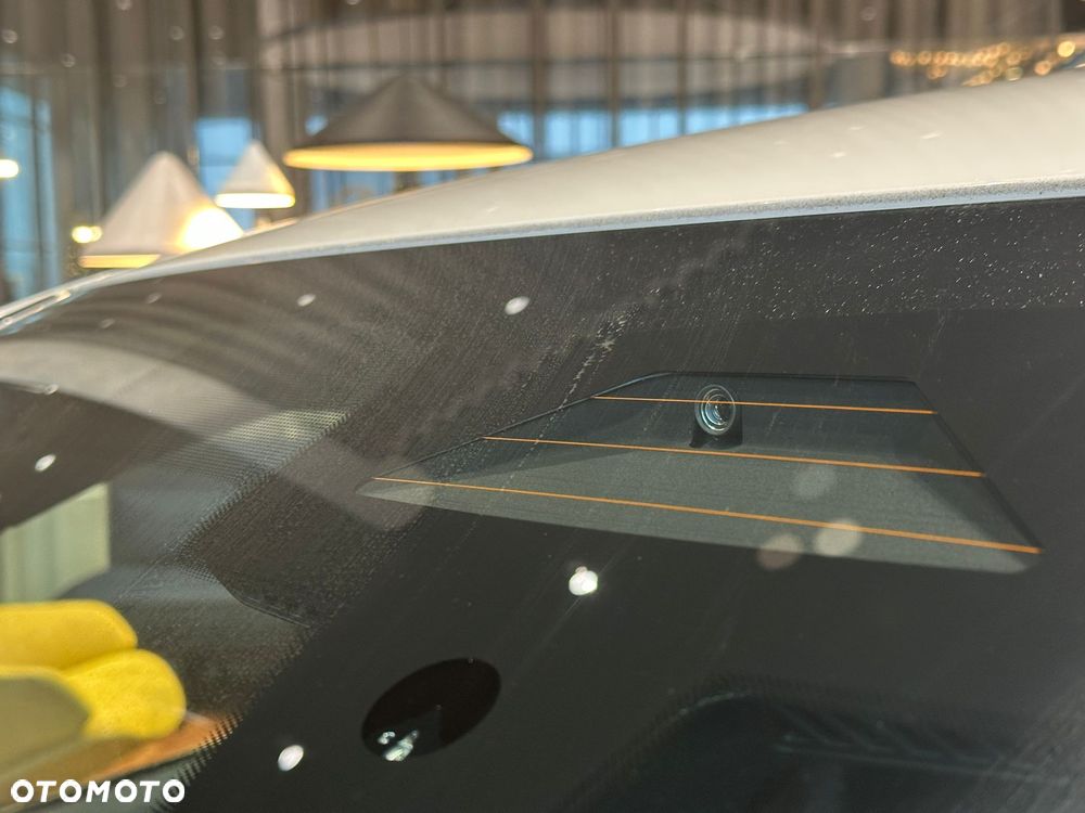 BMW Seria 5 520d mHEV M Sport - 14