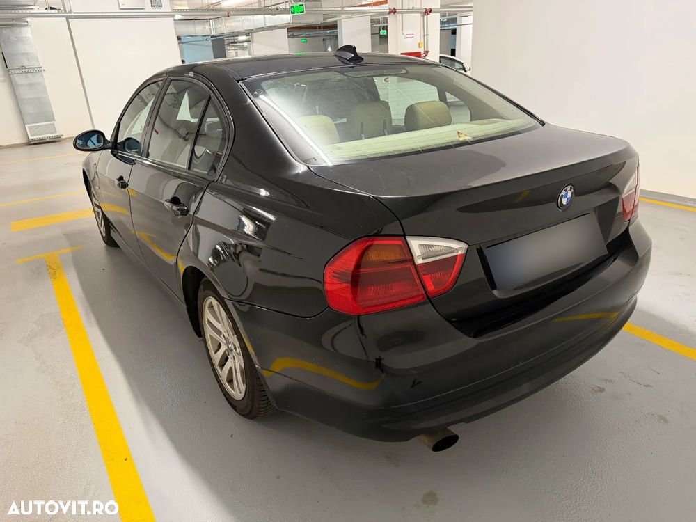 BMW Seria 3 318d - 6