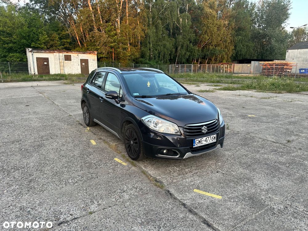 Suzuki SX4 1.6 Premium - 22
