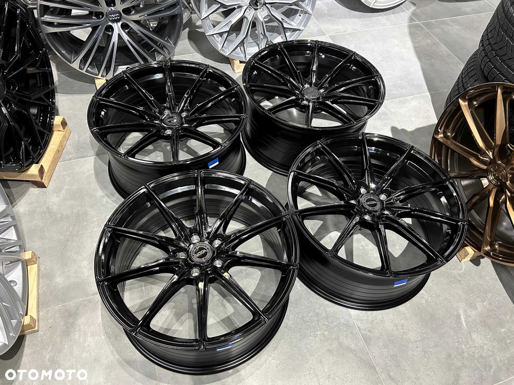 Oryginalne felgi YOTA YP4 20 5x112 9" ET25 + 10" ET35 BMW G30 G31 przód tył - 2
