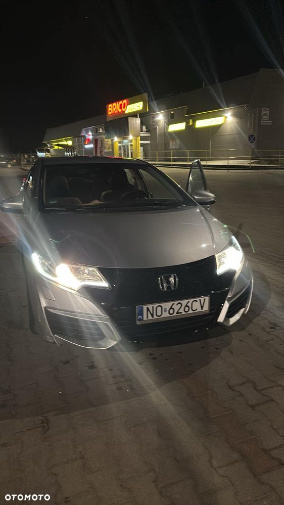 Honda Civic 1.6 i-DTEC S - 2