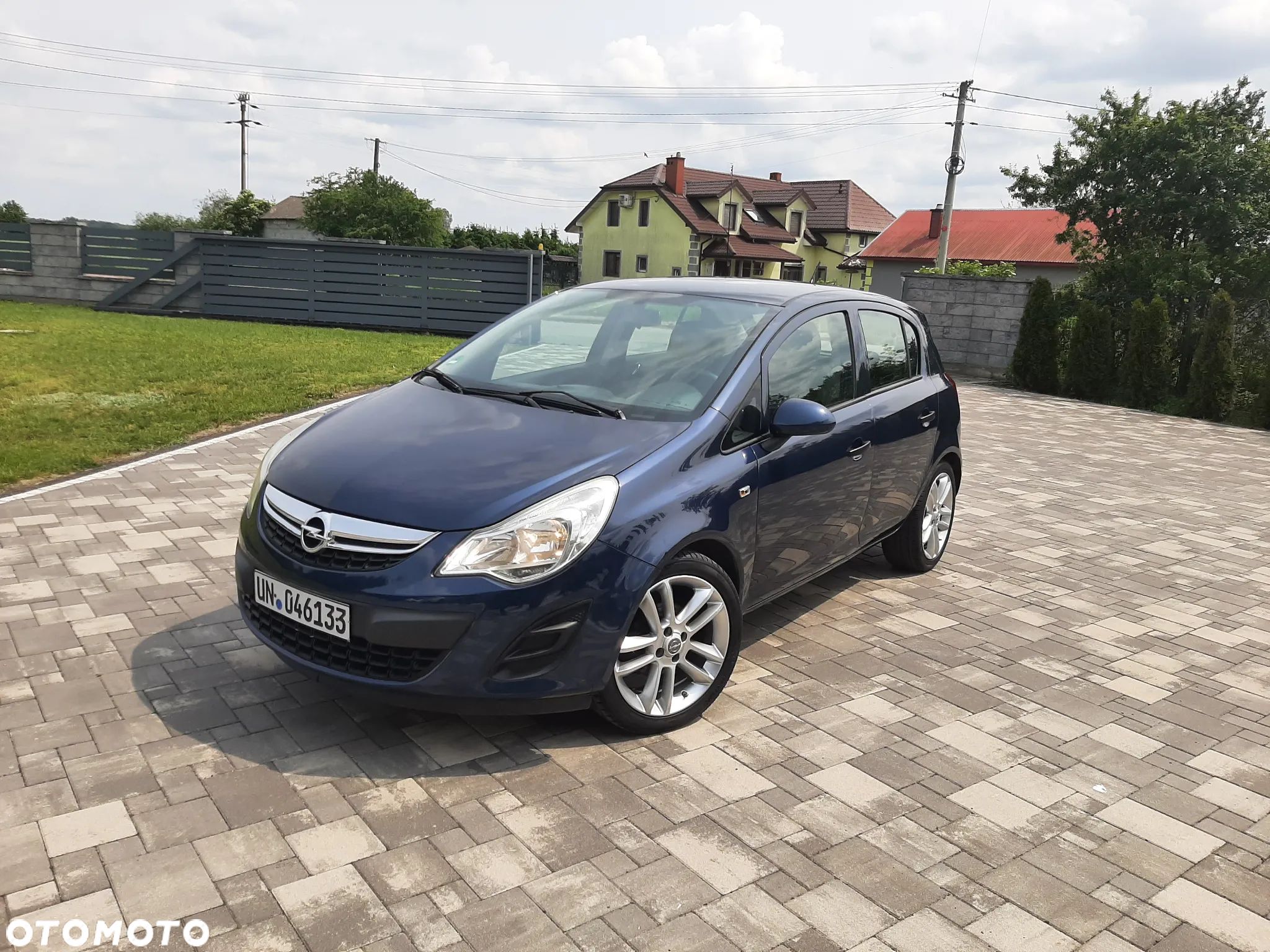 Opel Corsa 1.4 16V Edition - 1