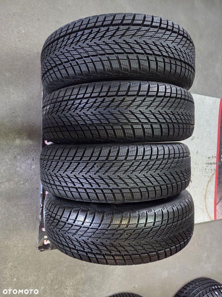 opony używane 205/60R16 Goodyear ULTRAGRIP performance 3,