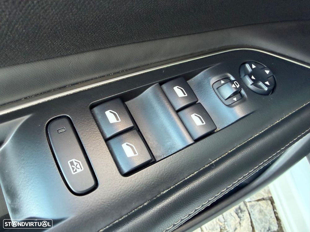 Peugeot 3008 PureTech 130 Stop & Start Allure - 39